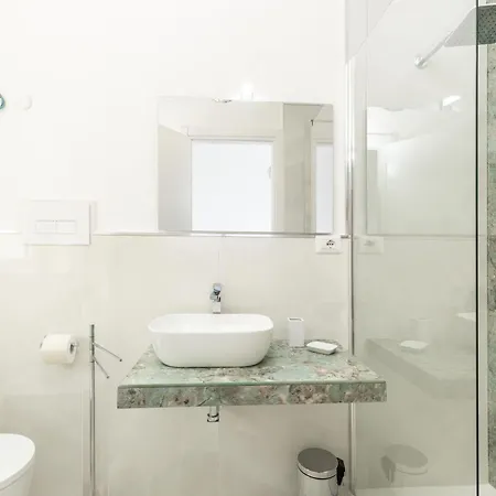 Pietra Di Luna Domo Pensionat 3*