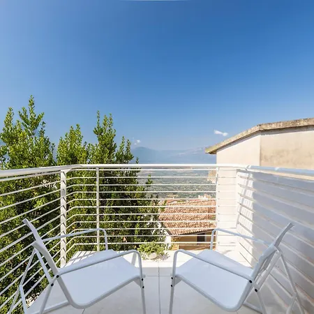 Pietra Di Luna Domo بيت ضيافة بوناي