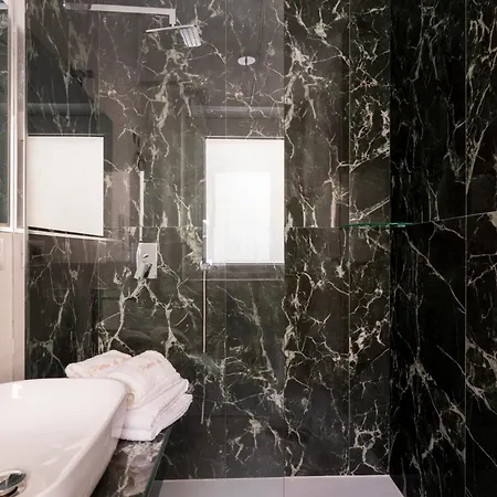 بيت ضيافة Pietra Di Luna Domo 3*