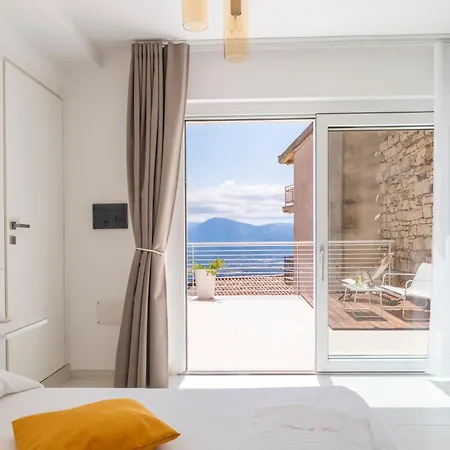 Pietra Di Luna Domo بيت ضيافة بوناي